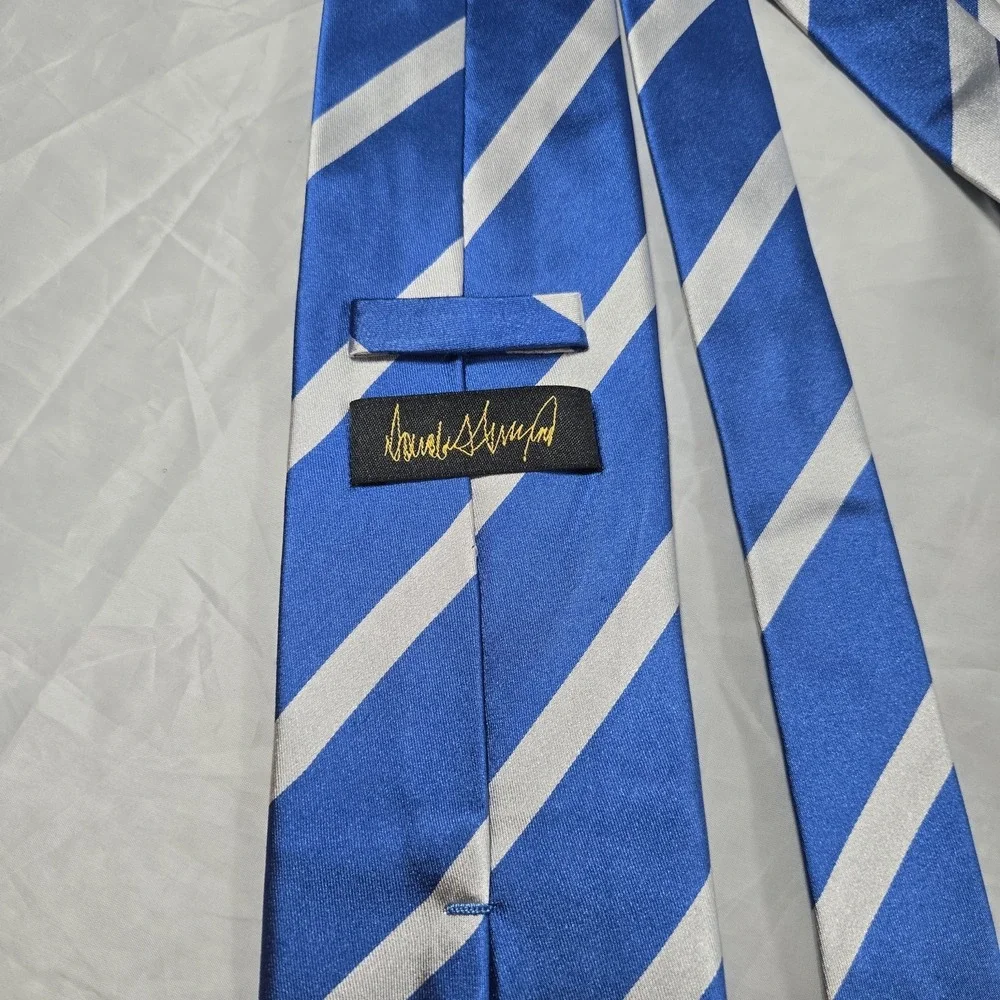 Donald J Trump President Tie Blue White Striped Silk Presidential Seal Men's